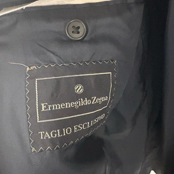 Ermenegildo Zegna Navy Double-Breasted Blazer